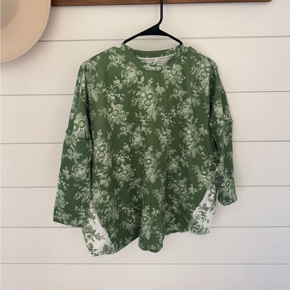 Tuckernuck Sport Top (Worn Once, Like New)